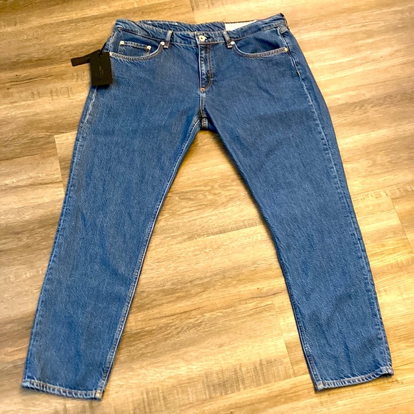 Rag & Bone Low Rise Featherweight Boyfriend Jeans NWT - Picture 3 of 10